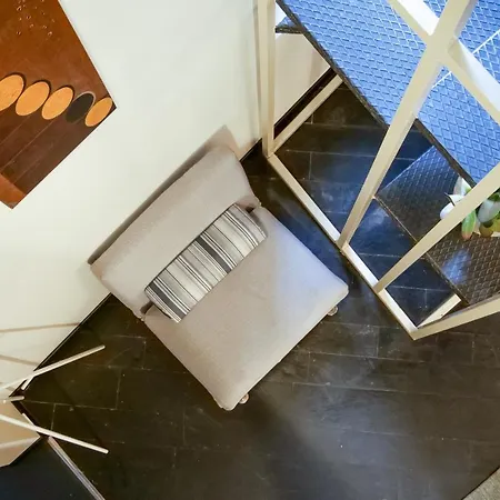 Casa Del Pittore - Elegante Del 1200 - Centro Storico Daire